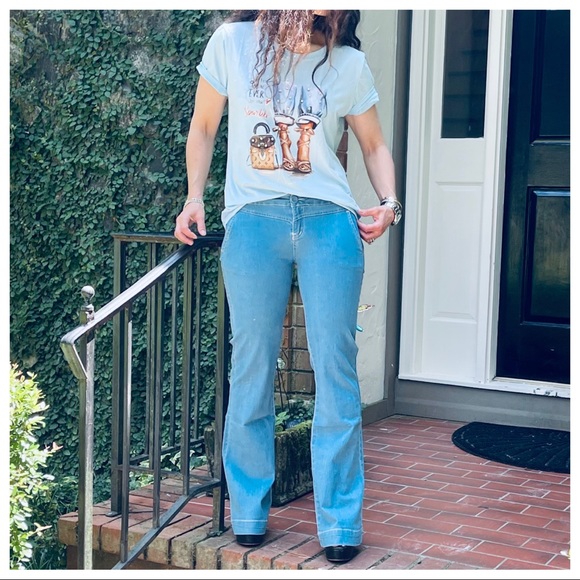 Light denim side pockets wide leg flare jeans - Picture 3 of 5